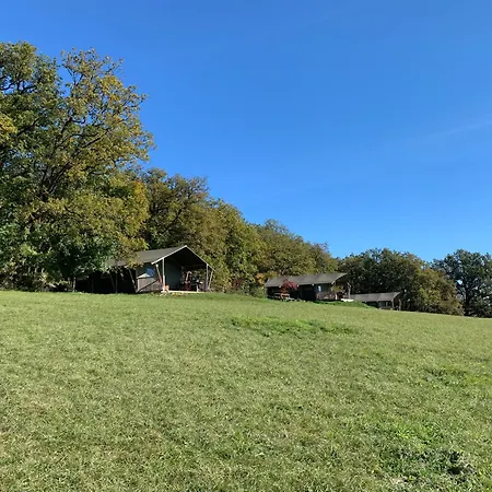Safari Tent With A Beautiful View At Lot Sous Toile Montamel