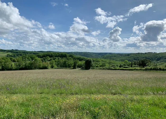 Glamping Safari Tent With A Beautiful View At Lot Sous Toile Montamel