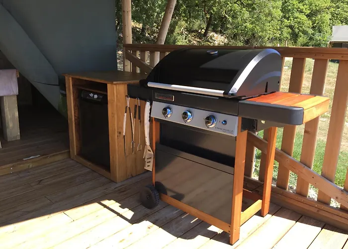 Safari Tent With A Beautiful View At Lot Sous Toile