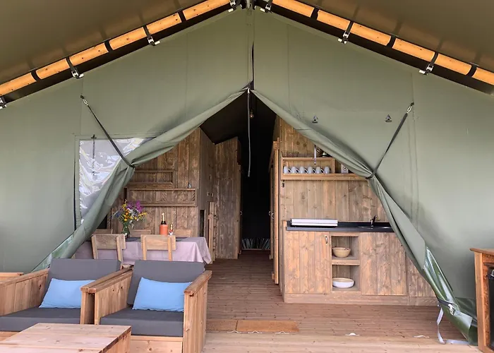 Glamping Safari Tent With A Beautiful View At Lot Sous Toile *